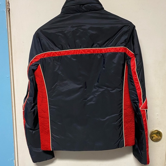 Prada - Picture 4 of 9